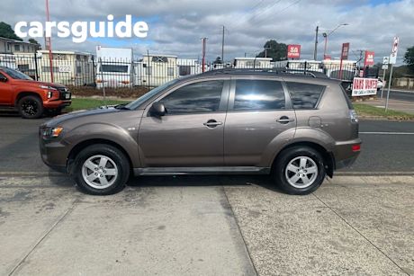 Brown 2012 Mitsubishi Outlander Wagon LS