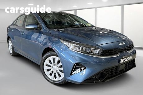 Blue 2023 Kia Cerato Sedan S