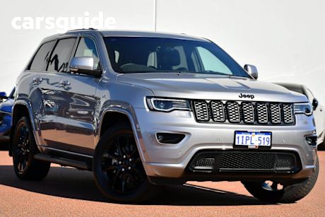 Silver 2017 Jeep Grand Cherokee Wagon Blackhawk