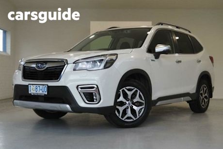 White 2020 Subaru Forester Wagon 2.0E-L Hybrid (awd)