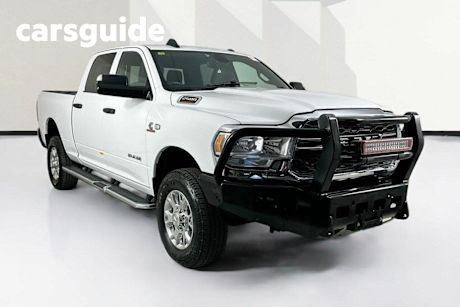 White 2022 Ram 2500 Crew Cab Utility Laramie (4x4)