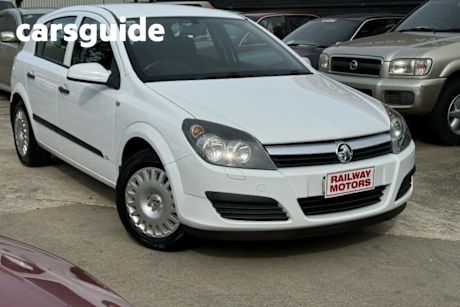 White 2007 Holden Astra Hatchback CD