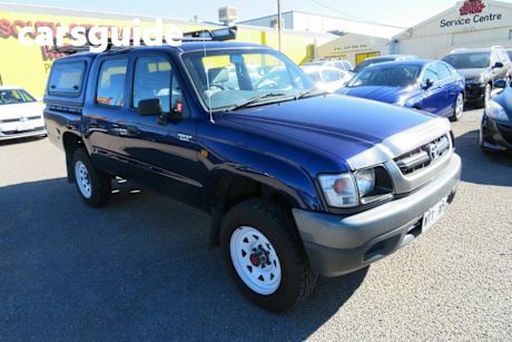 Blue 2002 Toyota Hilux Ute Tray