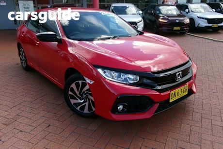 Red 2019 Honda Civic Hatchback VTI