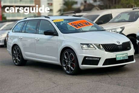 White 2020 Skoda Octavia Wagon RS 245