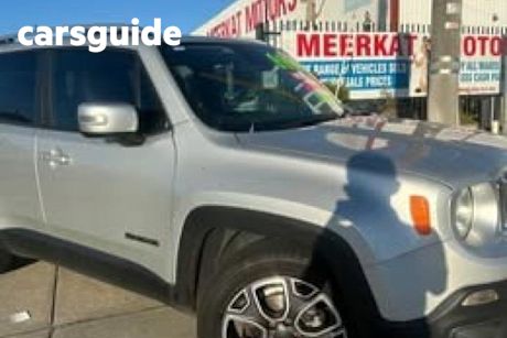 Silver 2015 Jeep Renegade Wagon Limited