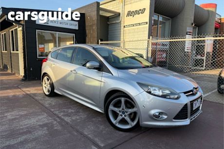 Silver 2013 Ford Focus Hatchback Titanium