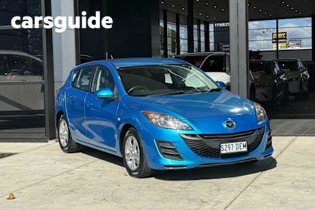 Blue 2009 Mazda 3 Hatchback Maxx