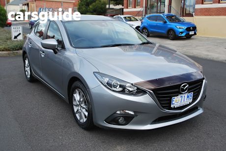 Silver 2015 Mazda 3 Hatchback Maxx