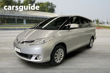 Silver 2017 Toyota Tarago Wagon GLI