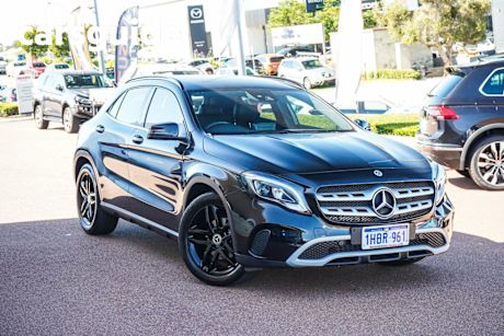 Black 2019 Mercedes-Benz GLA180 Wagon