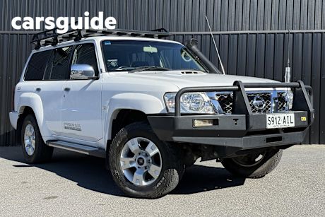 White 2010 Nissan Patrol Wagon ST (4X4)