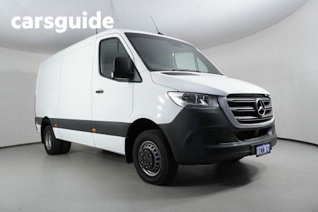 White 2023 Mercedes-Benz Sprinter Van 519CDI VS30 MWB RWD (5.0T)