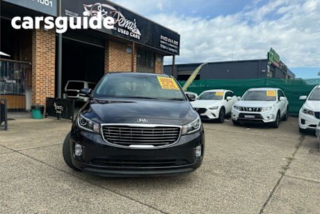 Grey 2019 Kia Carnival Wagon S