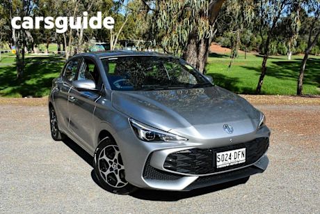 Silver 2025 MG MG3 Hatch Essence