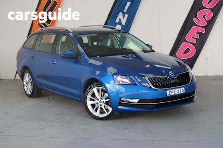 Blue 2019 Skoda Octavia Wagon 110 TSI