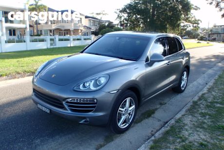 Grey 2012 Porsche Cayenne Wagon Diesel