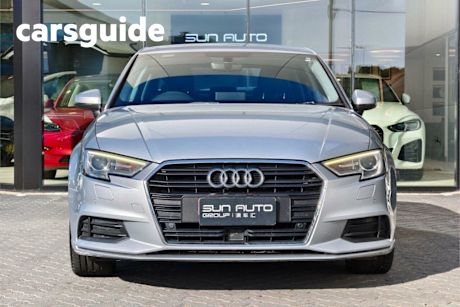 Silver 2019 Audi A3 Sedan 35 Tfsi (1.4 Tfsi)
