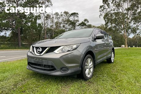 Grey 2017 Nissan Qashqai Wagon ST (4X2)