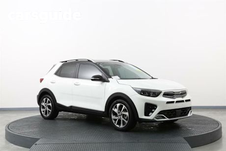 White 2022 Kia Stonic Wagon GT Line