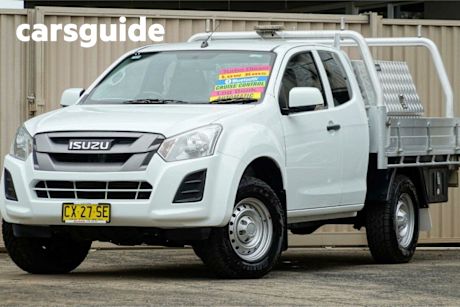 White 2020 Isuzu D-MAX Space Cab Chassis SX (4X4)