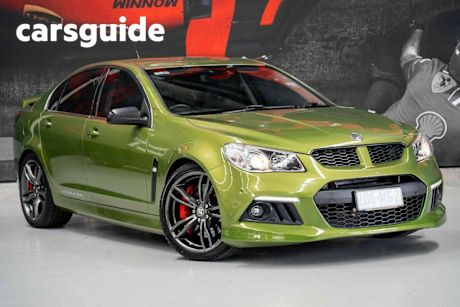 Green 2015 HSV Clubsport Sedan R8