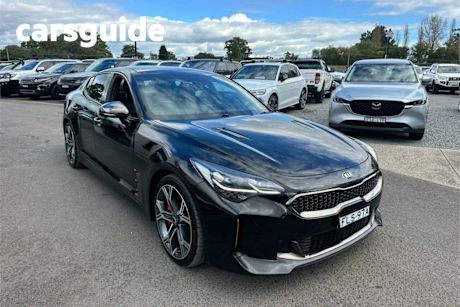 Black 2018 Kia Stinger Sedan GT (black Leather)