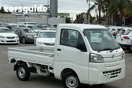 White 2019 Daihatsu Hi-jet Ute Tray (No Badge)