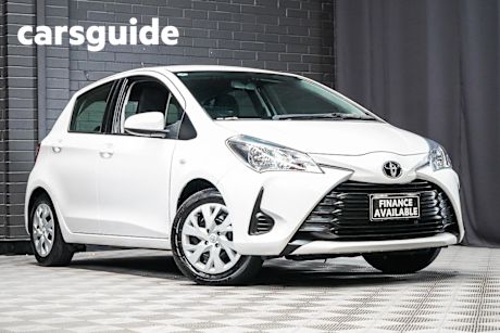 White 2019 Toyota Yaris Hatchback Ascent