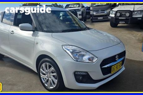 White 2023 Suzuki Swift Hatchback GL Navi