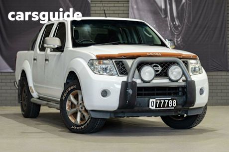 White 2014 Nissan Navara Dual Cab Pick-up ST Titanium Edition (4X4)