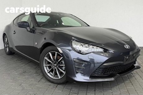 Grey 2017 Toyota 86 Coupe GT