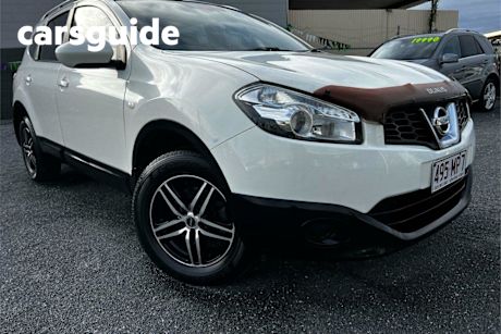 White 2011 Nissan Dualis Wagon +2 ST (4X2)
