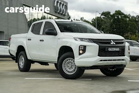 White 2020 Mitsubishi Triton Double Cab Pick Up GLX (4X4)
