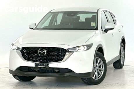 White 2023 Mazda CX-5 Wagon Touring Active (awd)