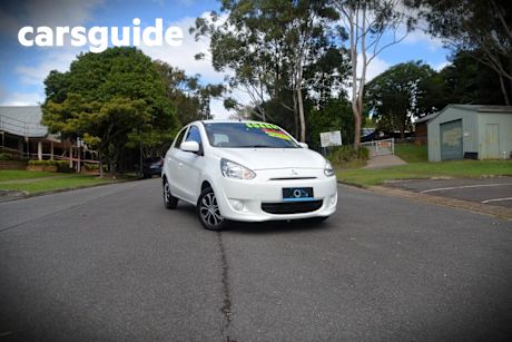 White 2014 Mitsubishi Mirage Hatchback ES