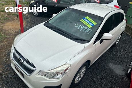 White 2014 Subaru Impreza Hatchback 2.0I (awd)