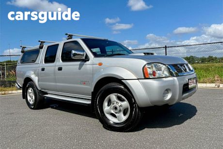 Silver 2014 Nissan Navara Dual Cab Pick-up ST-R (4X4)