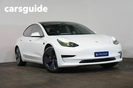 White 2022 Tesla Model 3 Sedan Rear-Wheel Drive