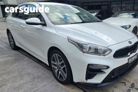 White 2019 Kia Cerato Sedan Sport+ Safety Pack