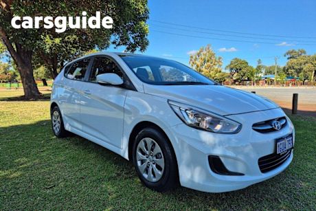 White 2016 Hyundai Accent Hatch ACTIVE RB4 MY16