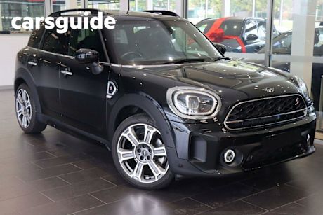 Black 2022 Mini Countryman Wagon Cooper S Mini Yours