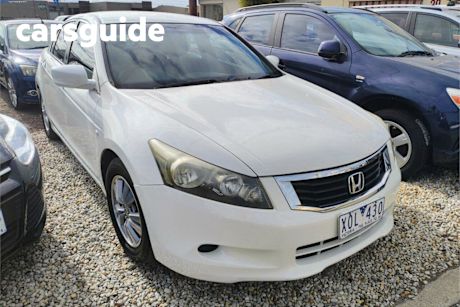 White 2010 Honda Accord Sedan VTI