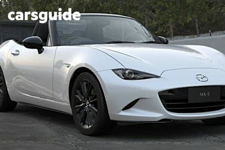 White 2025 Mazda MX-5 Convertible G20 Roadster