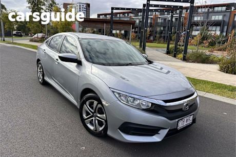Silver 2016 Honda Civic Sedan VTI