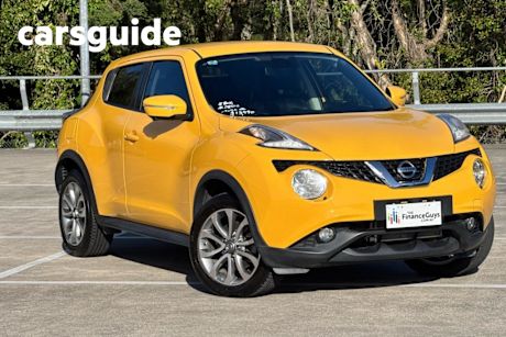 Yellow 2015 Nissan Juke Wagon TI-S (fwd)
