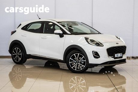 White 2021 Ford Puma Hatchback