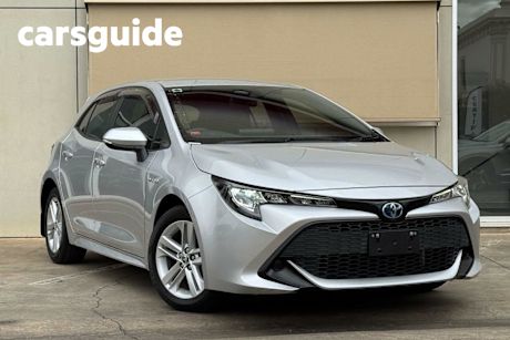 Silver 2019 Toyota Corolla Hatchback Ascent Sport (hybrid)