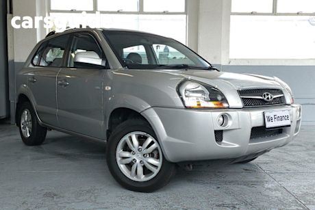 Silver 2009 Hyundai Tucson Wagon City Elite