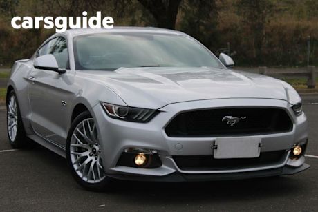Silver 2017 Ford Mustang Coupe Fastback GT 5.0 V8